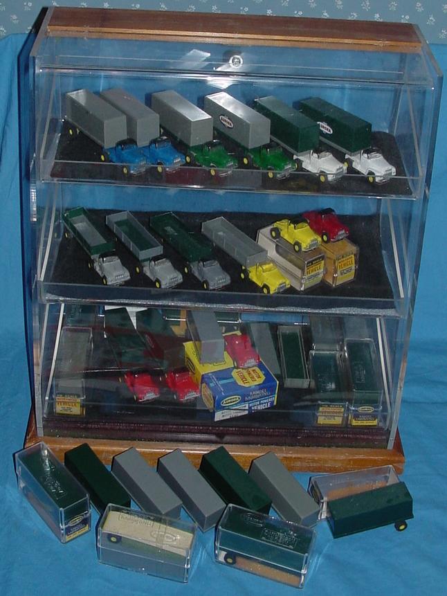 Aurora Model Motoring Vibrator Slot Car Truck Collection Semis Tractors Trailers Logo Vans